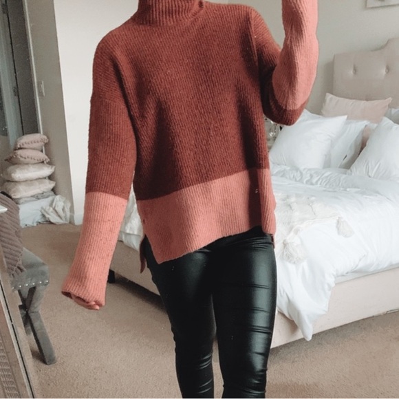 Olive & Oak rust coral pink M medium Colorblock mock neck Turtleneck Sweater top - Picture 2 of 6